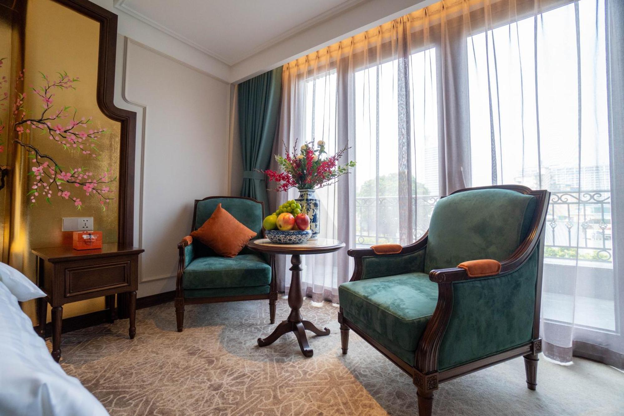 Rue De L'amour - Boutique Hanoi